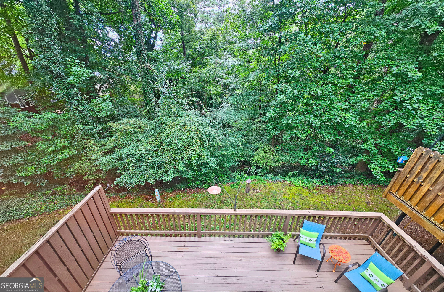 Roswell, Georgia 30075, United States, 3 Bedrooms Bedrooms, ,3 BathroomsBathrooms,Residential,Pending,192564