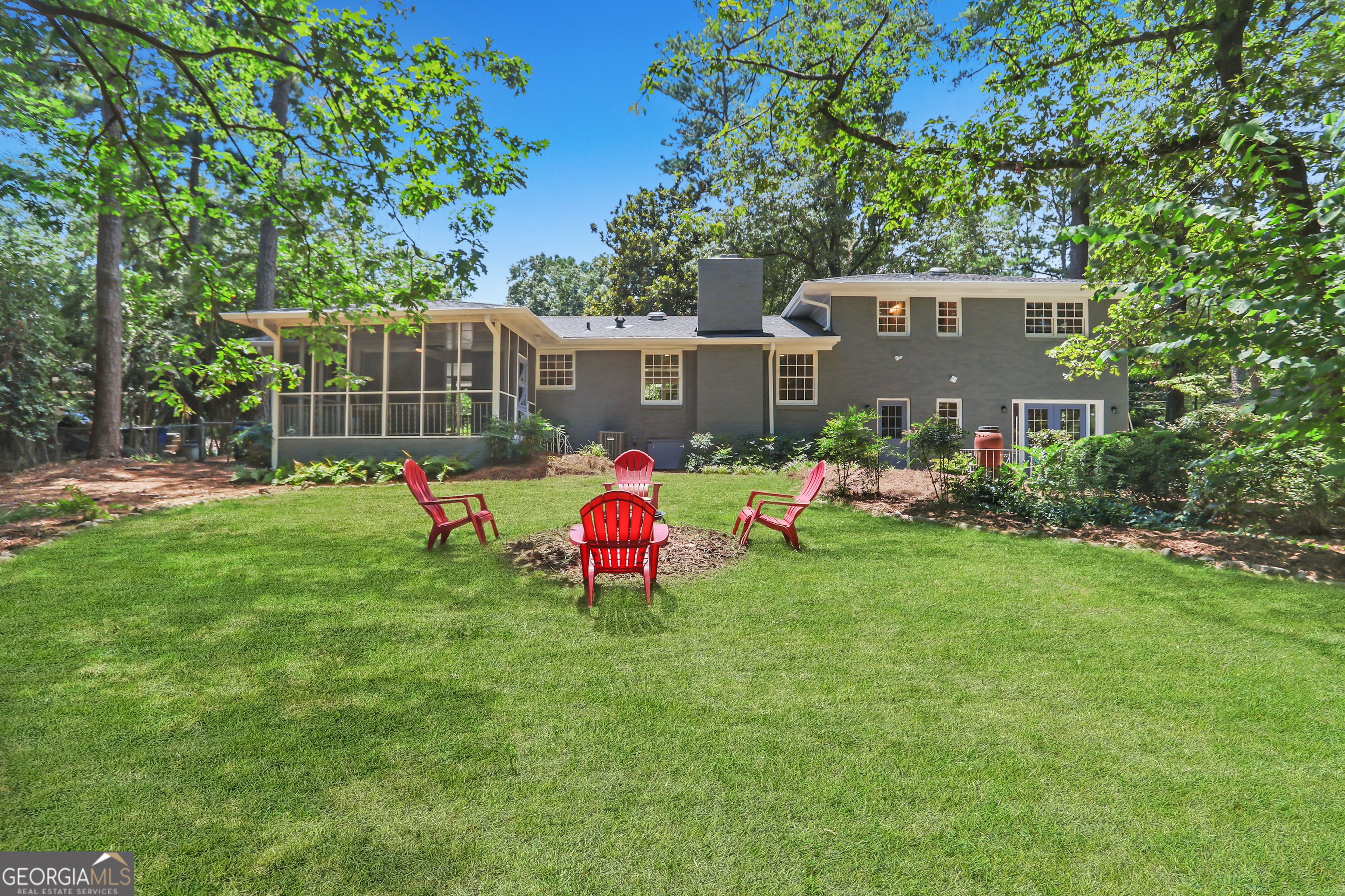2906 Cartwright DR