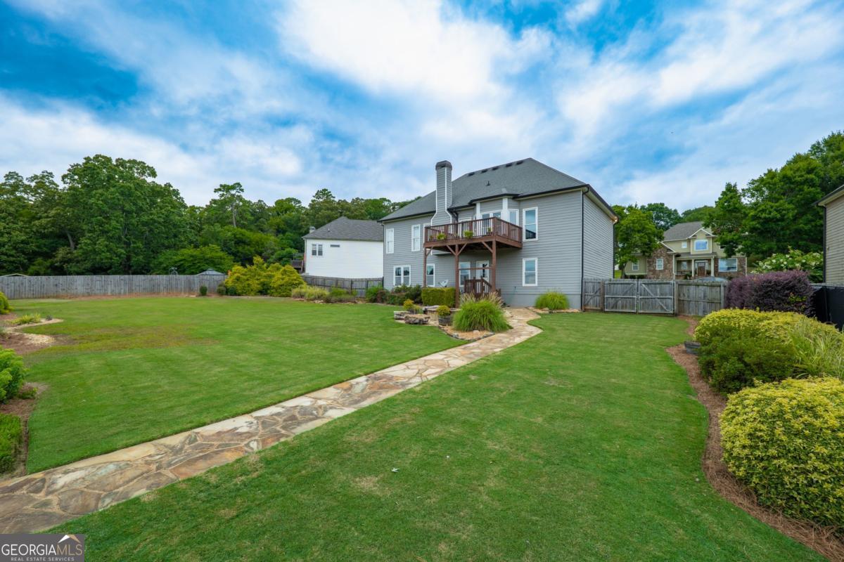 24 Carrington DR