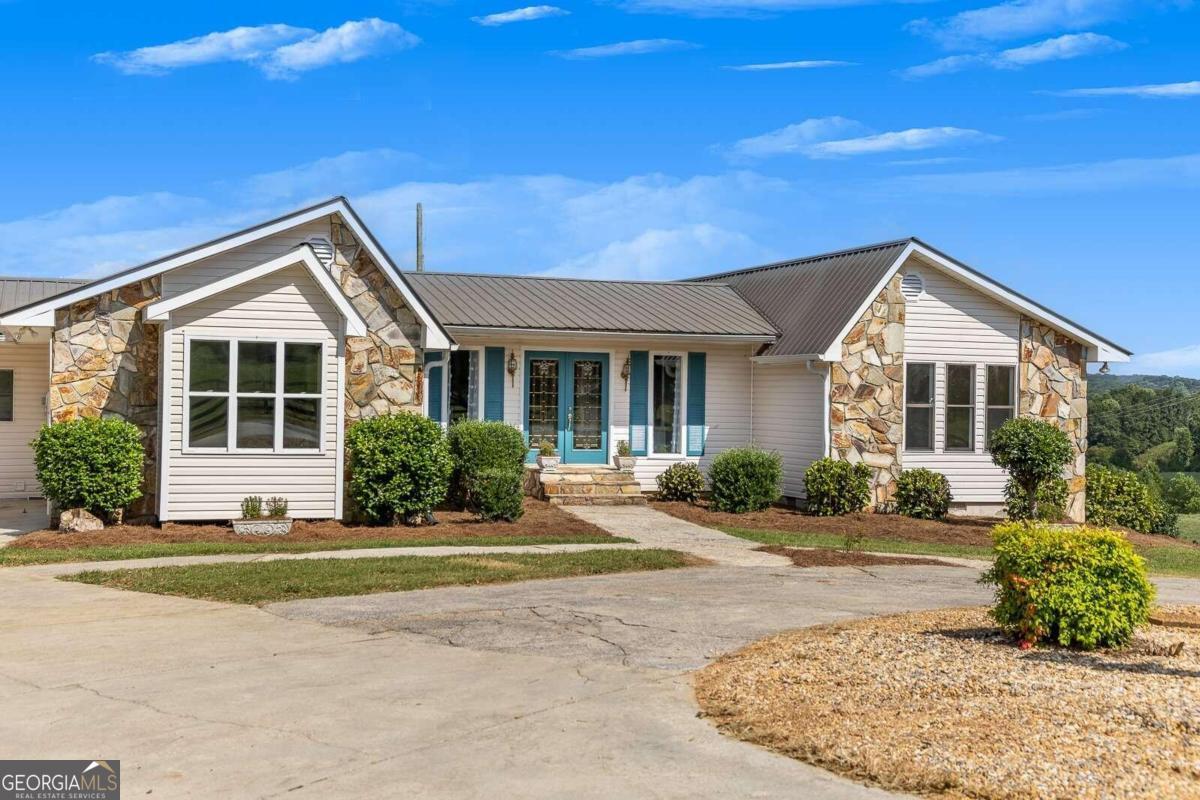 405 Thrasher LN