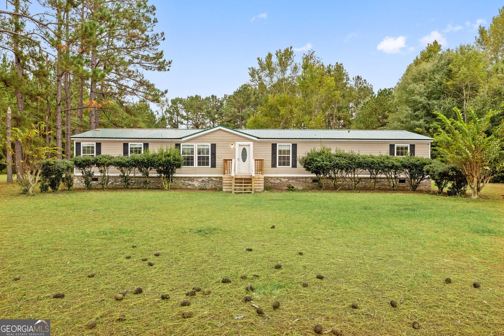 Photo of 1310 Lee Road, Pembroke, GA 31321 (MLS # 10867099)