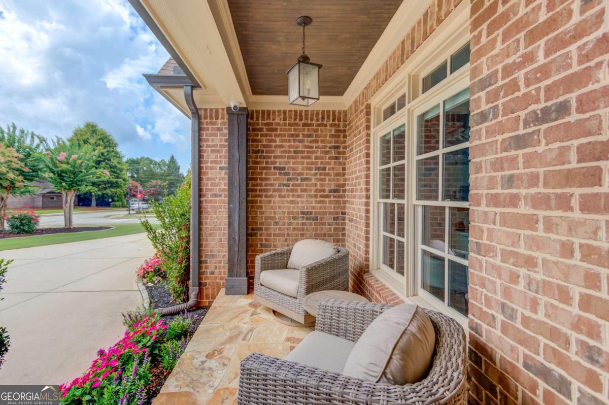 109 Slate DR