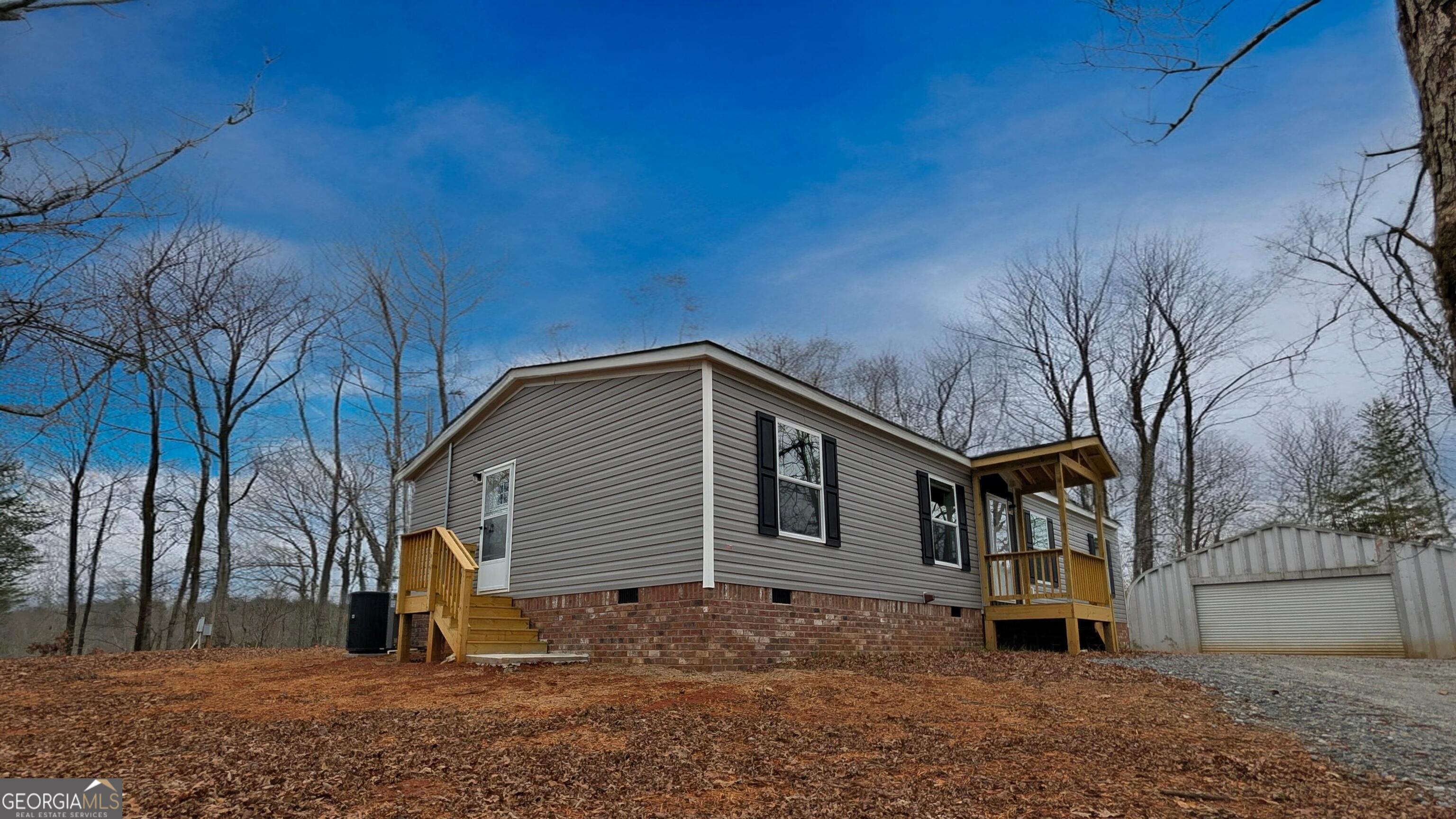 859 Mountain Ridge Drive