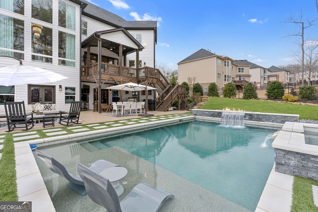 Photo of 221 Milton Overlook Pass, Woodstock, GA 30188 (MLS # 10695127)