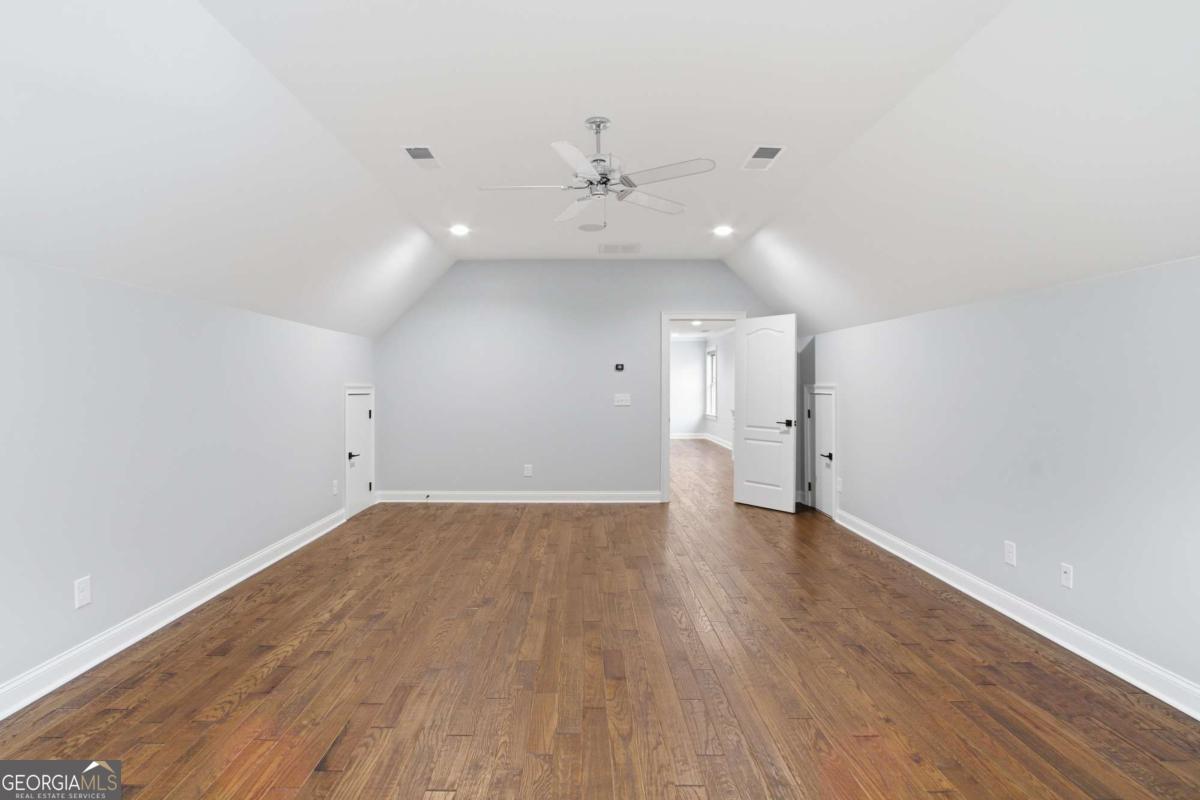 31 Roseberry DR