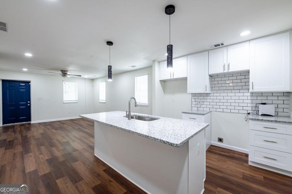 Photo of 452 PAINES Avenue NW, Atlanta, GA 30318 (MLS # 10705649)