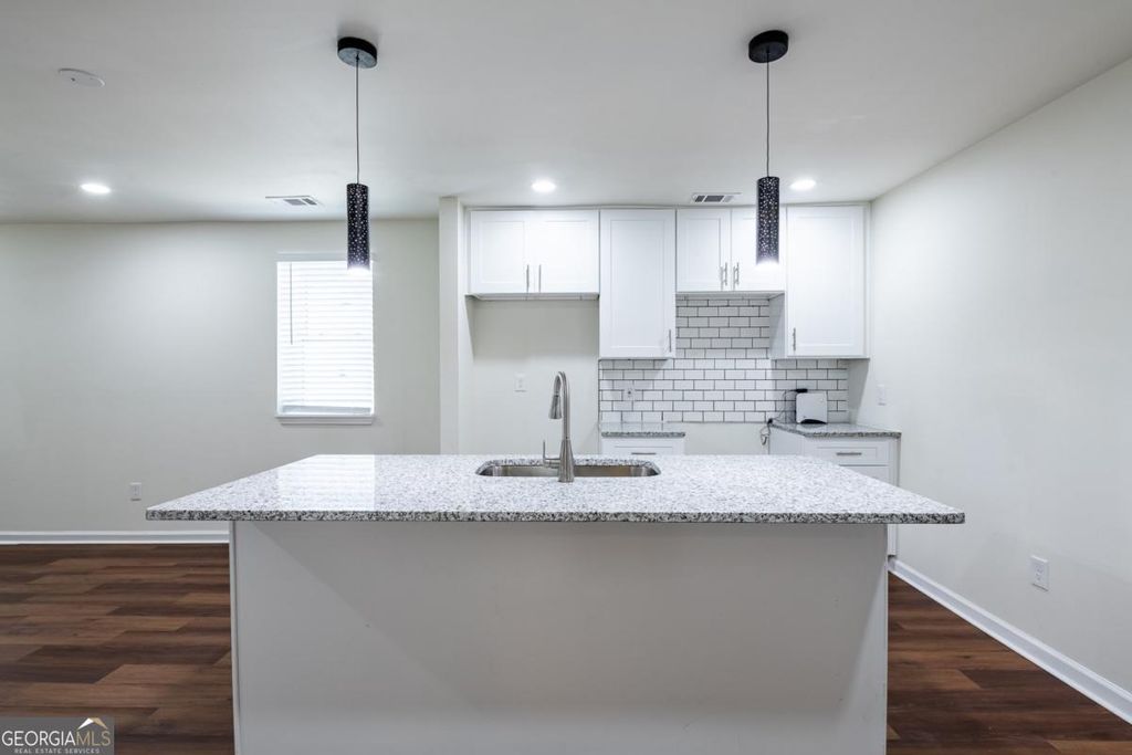 Photo of 452 PAINES Avenue NW, Atlanta, GA 30318 (MLS # 10705649)