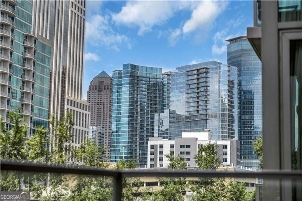 Photo of 905 Juniper Street N #410, Atlanta, GA 30309 (MLS # 10712971)