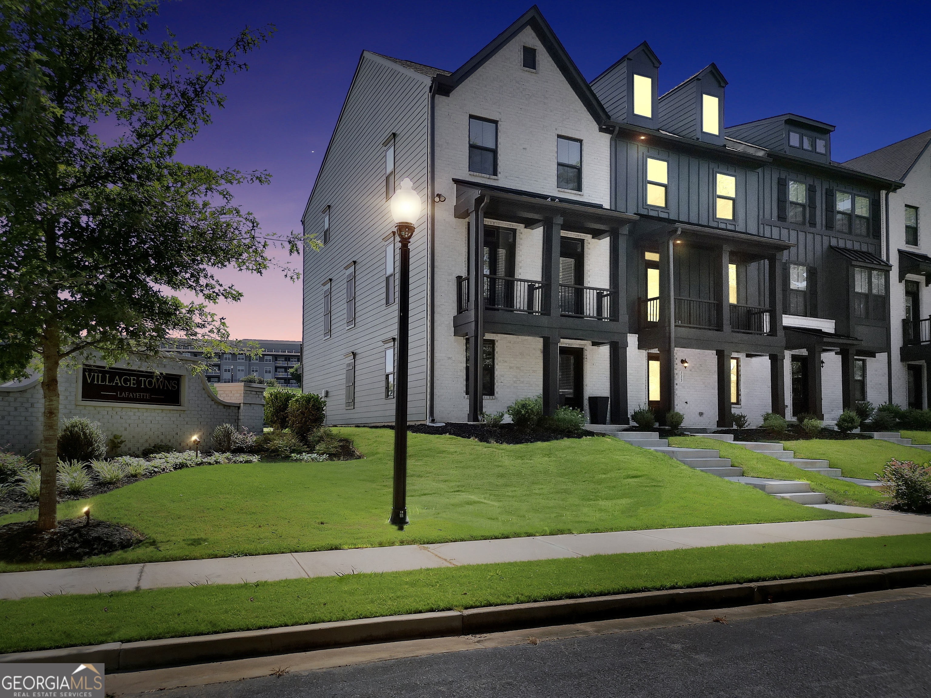 115 Climbing Ivy CIR