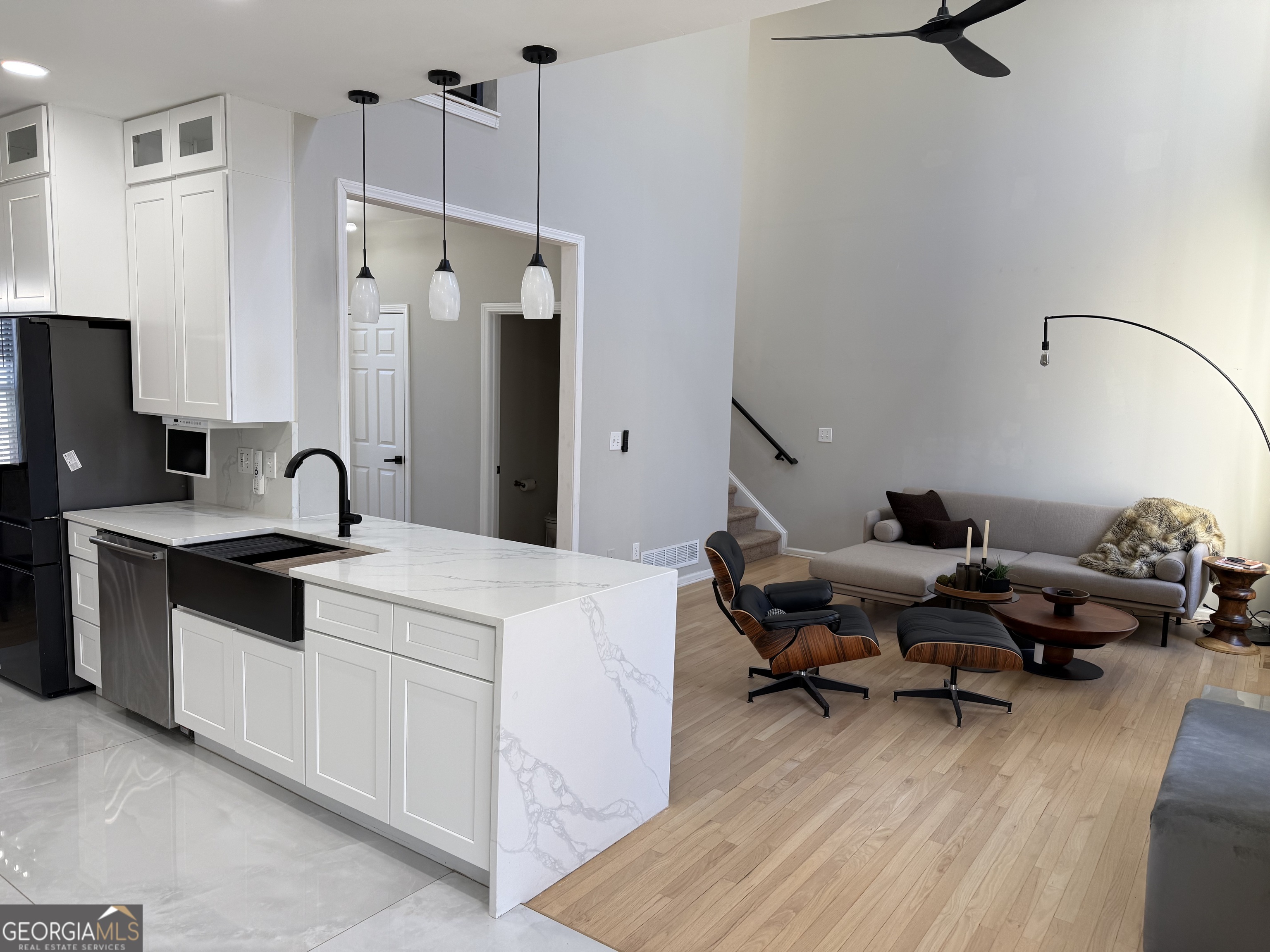 5652 Wandering Vine LN SE