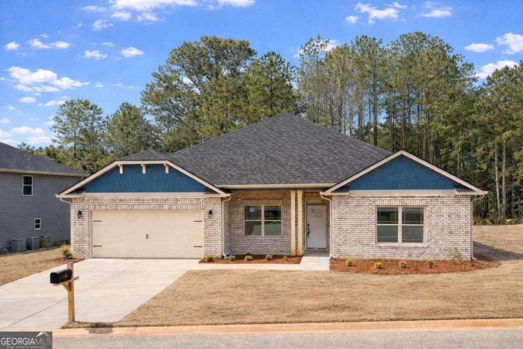 Photo of 150 Magnolia Villas Drive, Cornelia, GA 30531 (MLS # 10666511)
