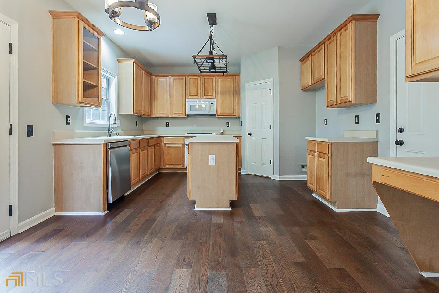 REGENCY PARK - Residential