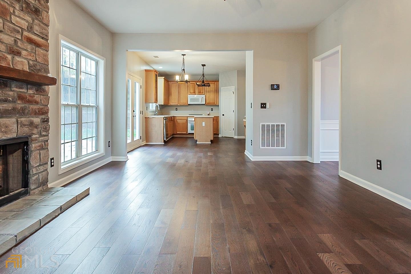 REGENCY PARK - Residential