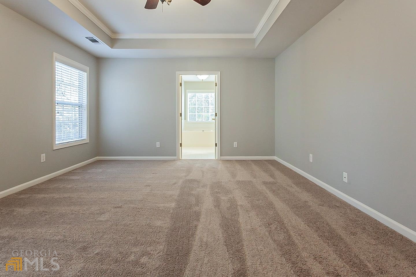 REGENCY PARK - Residential