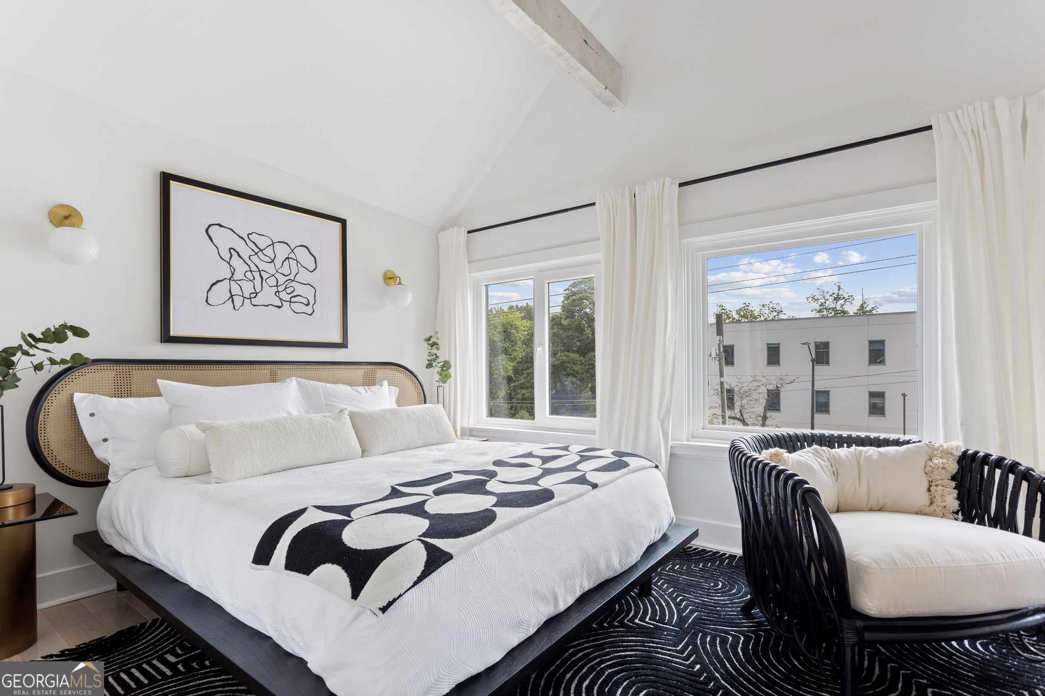 724 Charles Allen DR NE 4