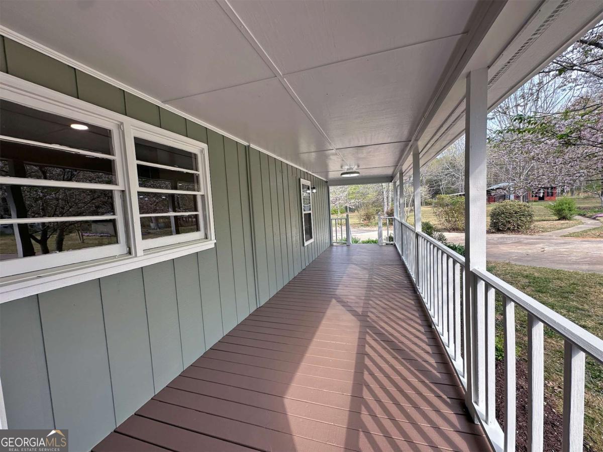 1104 Farm RD