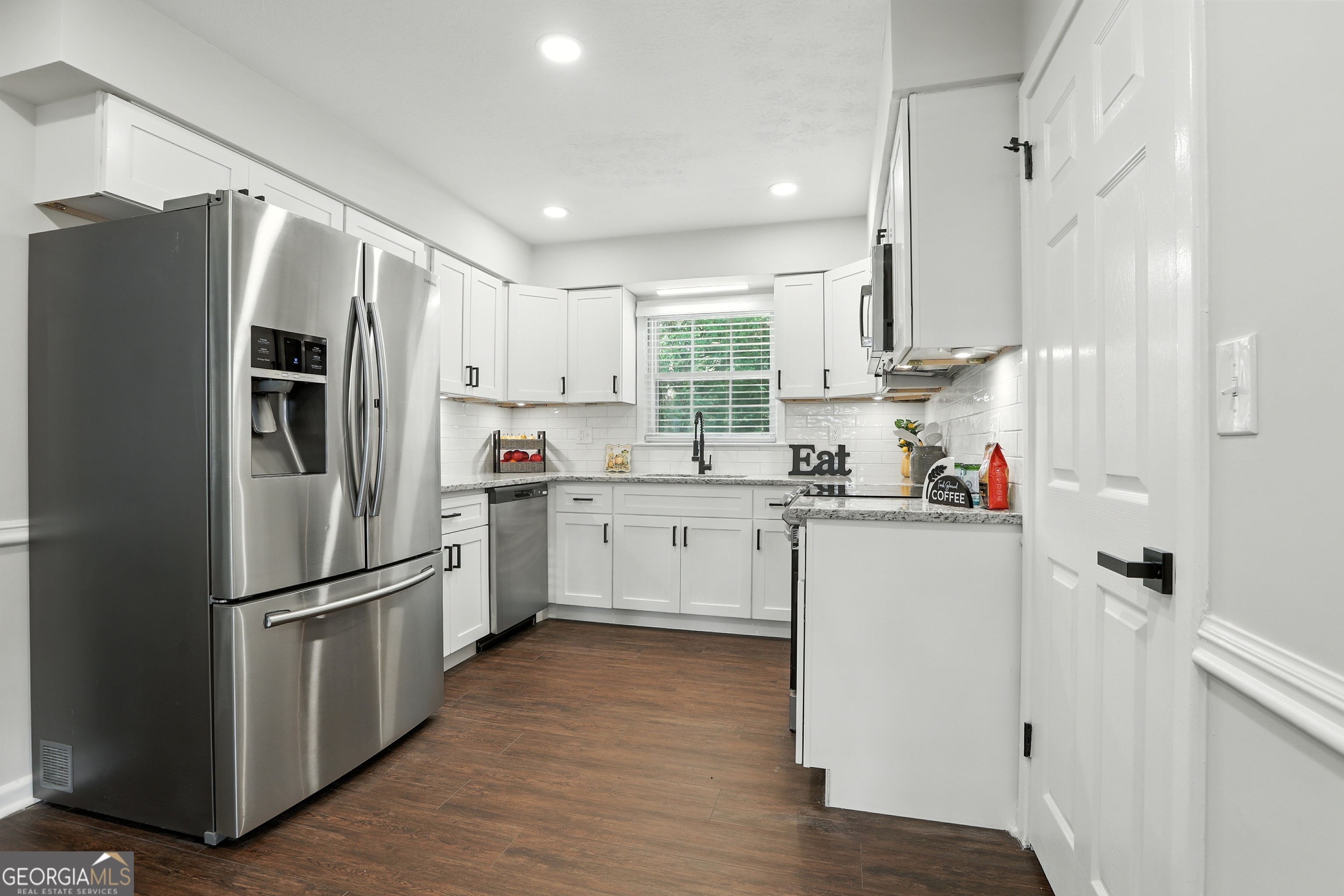 906 Bunker Hill RD
