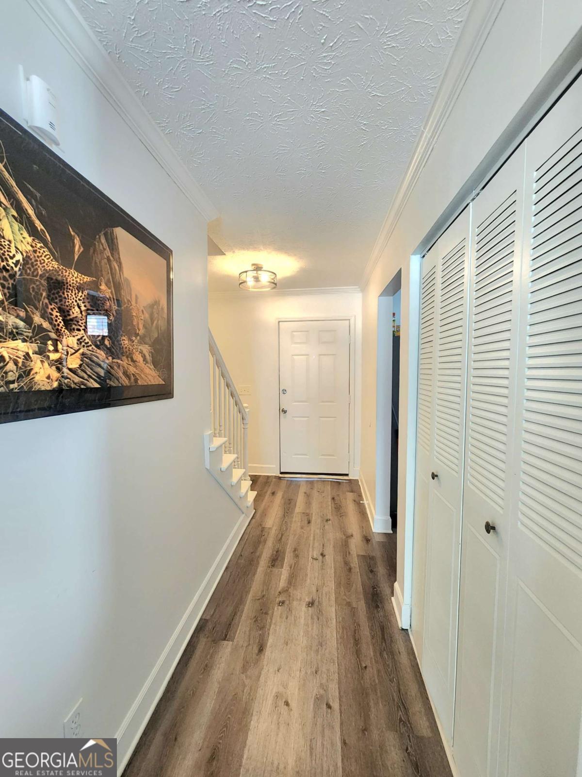 1279 Ridgecrest LN SE