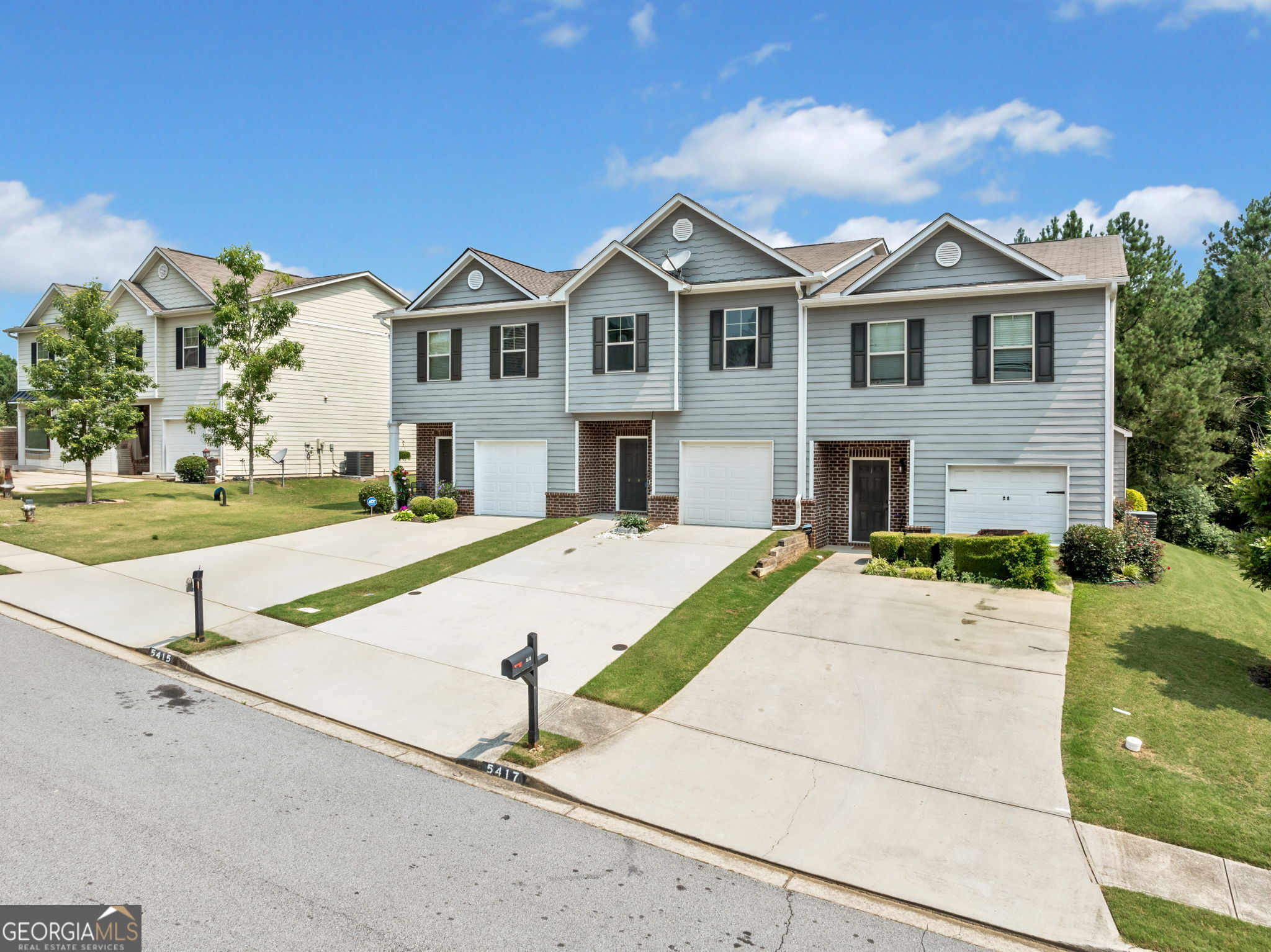 5415 Sycamore CT