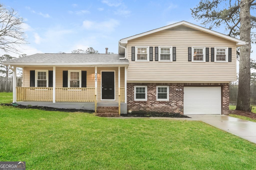 Photo of 3037 Kathy Lane NW, Conyers, GA 30012 (MLS # 10694737)