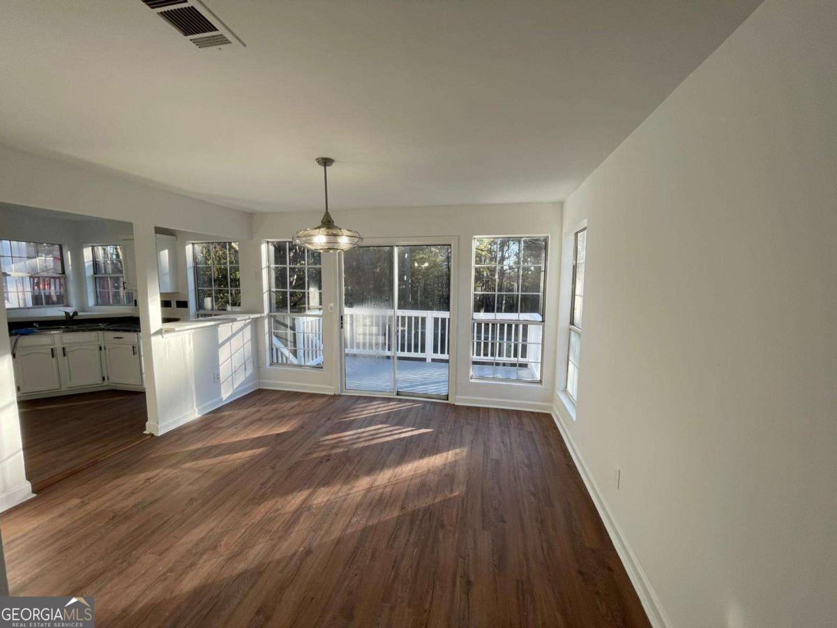 3210 Linden DR