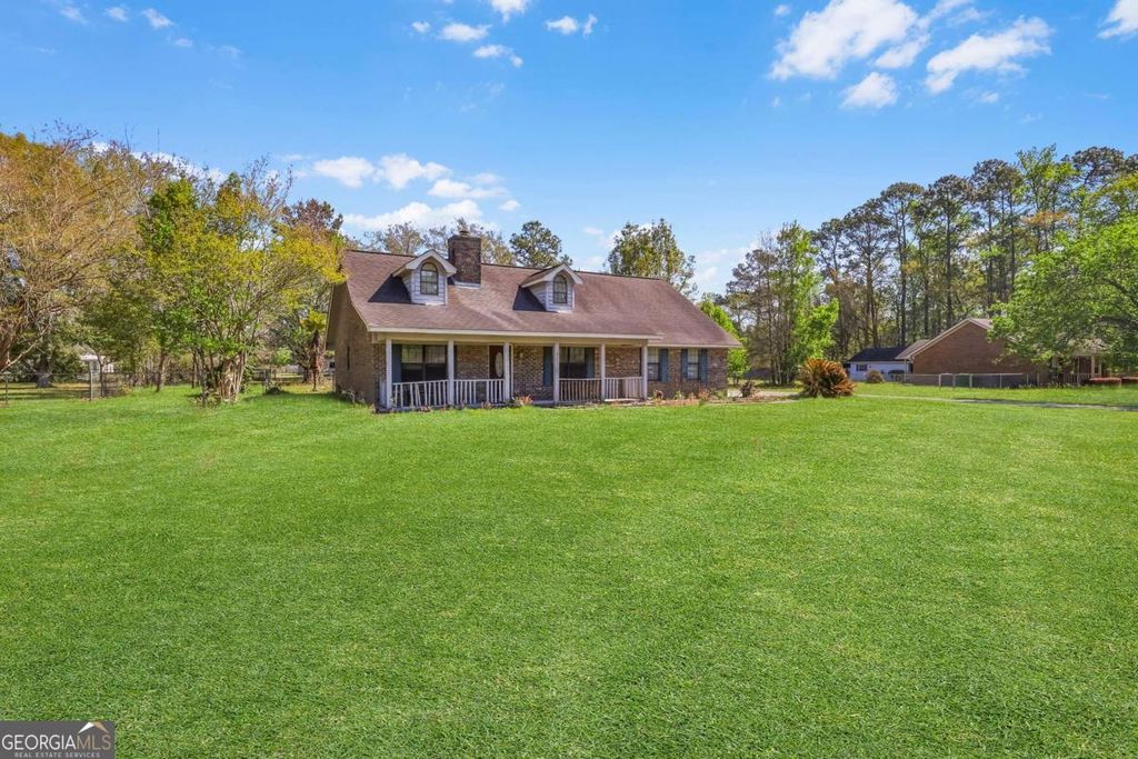 Photo of 677 Roebling Road, Bloomingdale, GA 31302 (MLS # 10725064)