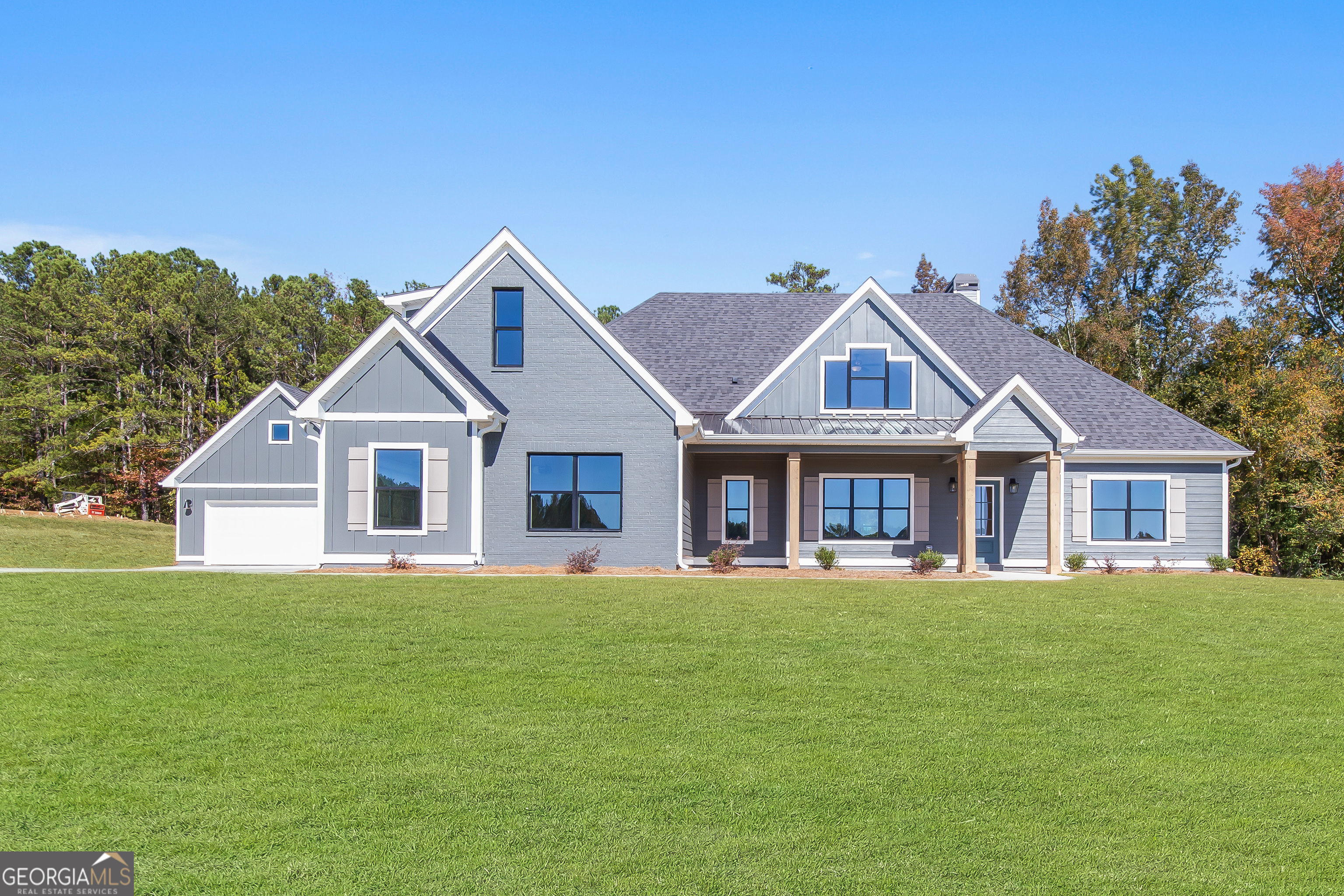 101 Red Oak LN