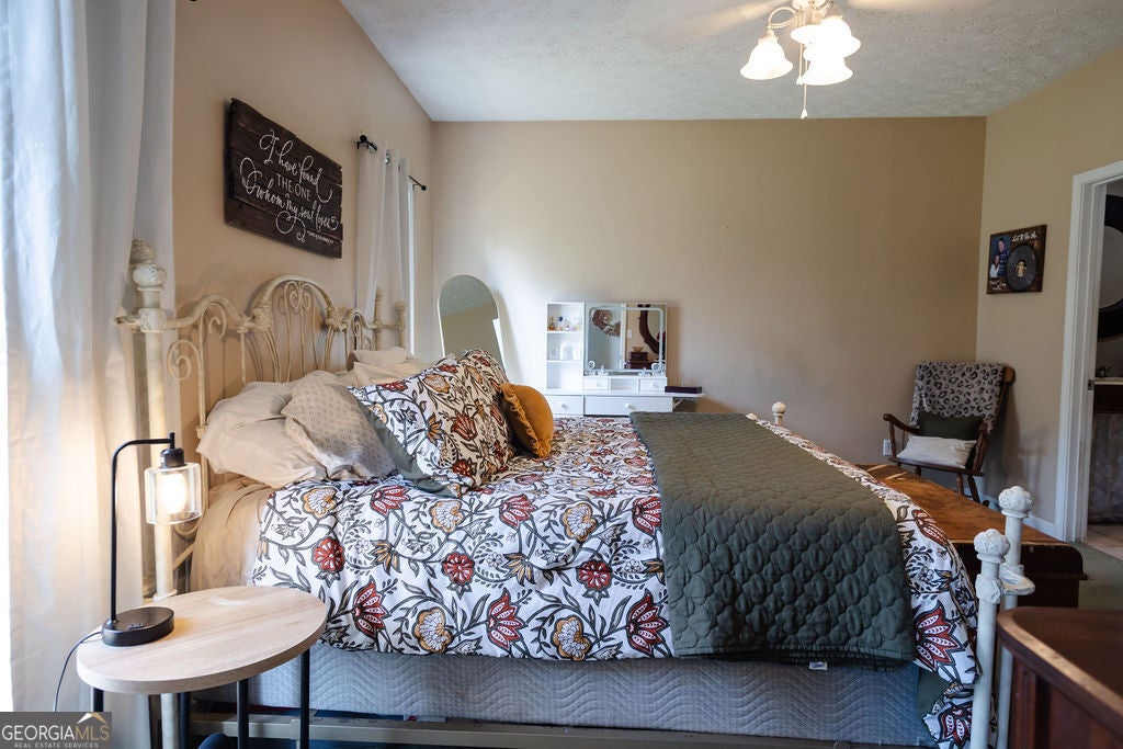 3 Ashley Oaks LN