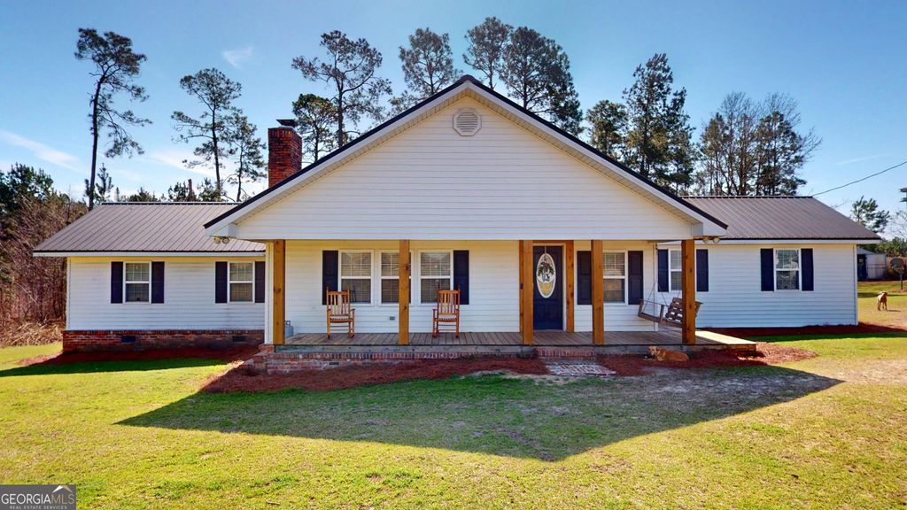 Photo of 184 Eagle Pass, Swainsboro, GA 30401 (MLS # 10720314)