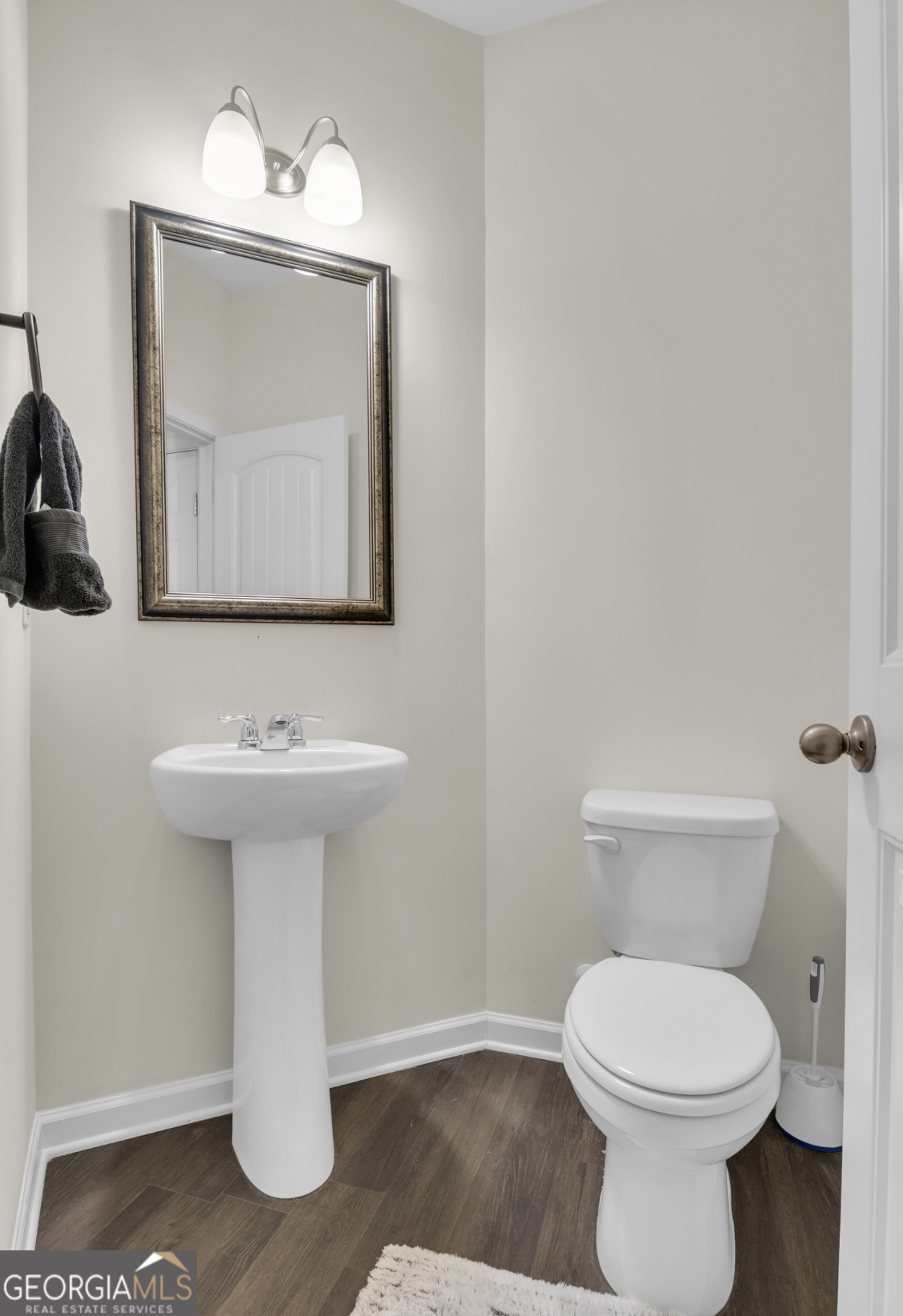 Newnan, Georgia 30263, United States, 3 Bedrooms Bedrooms, ,3 BathroomsBathrooms,Residential,Active,99289