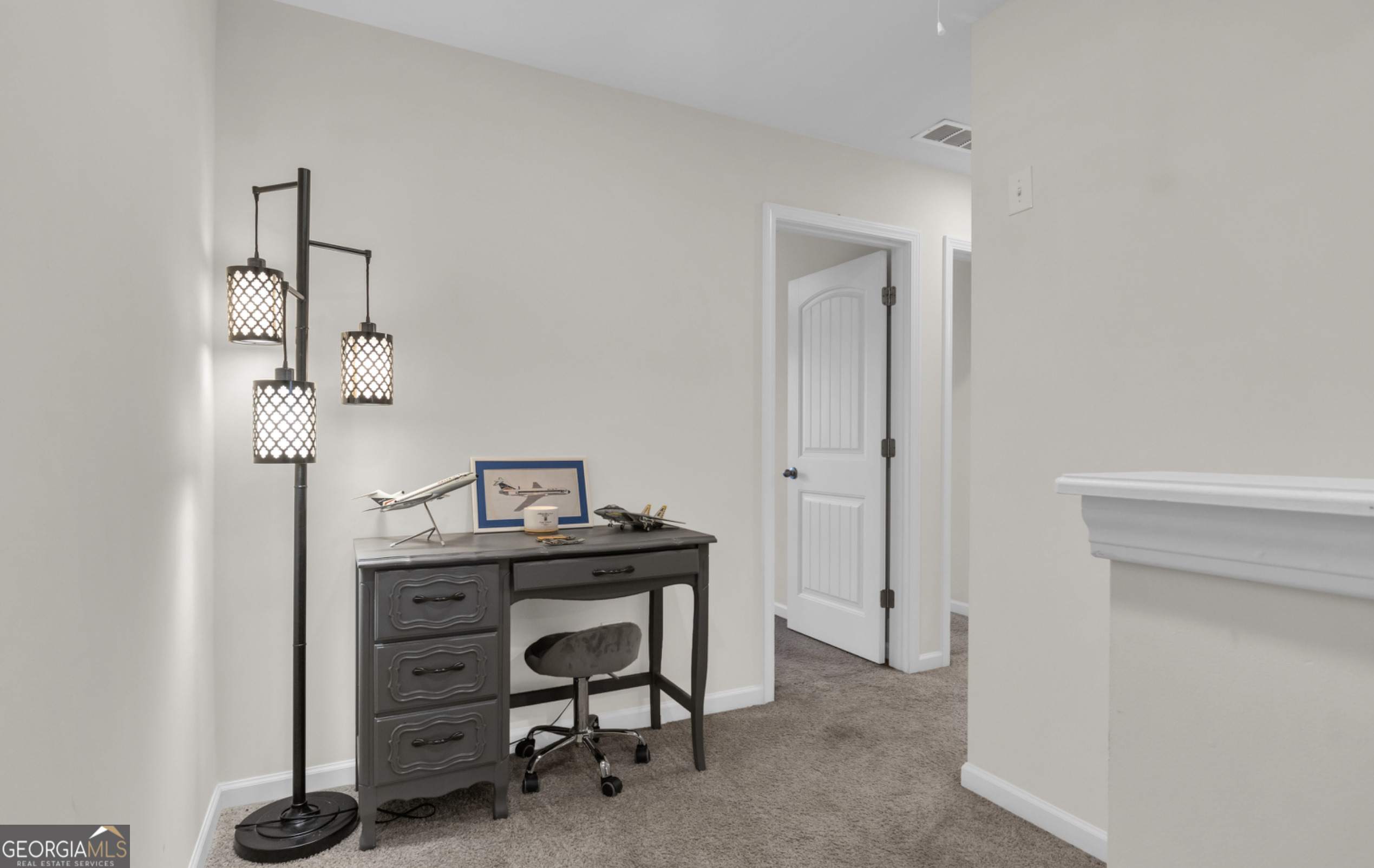 Newnan, Georgia 30263, United States, 3 Bedrooms Bedrooms, ,3 BathroomsBathrooms,Residential,Active,99289