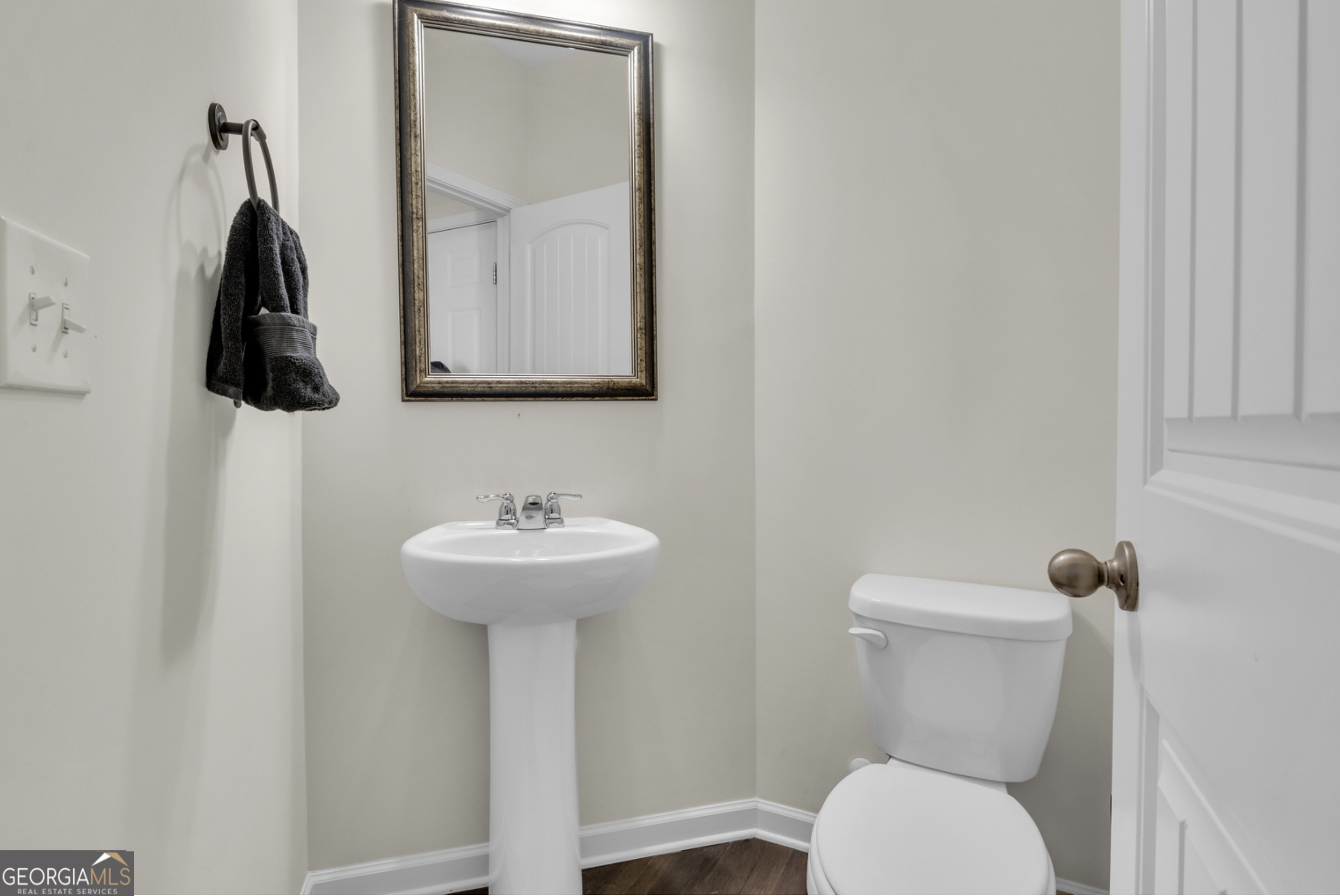 Newnan, Georgia 30263, United States, 3 Bedrooms Bedrooms, ,3 BathroomsBathrooms,Residential,Active,99289