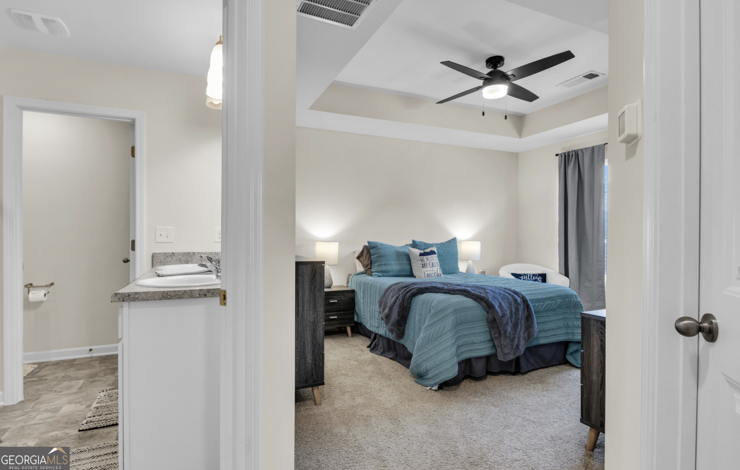 Newnan, Georgia 30263, United States, 3 Bedrooms Bedrooms, ,3 BathroomsBathrooms,Residential,Active,99289