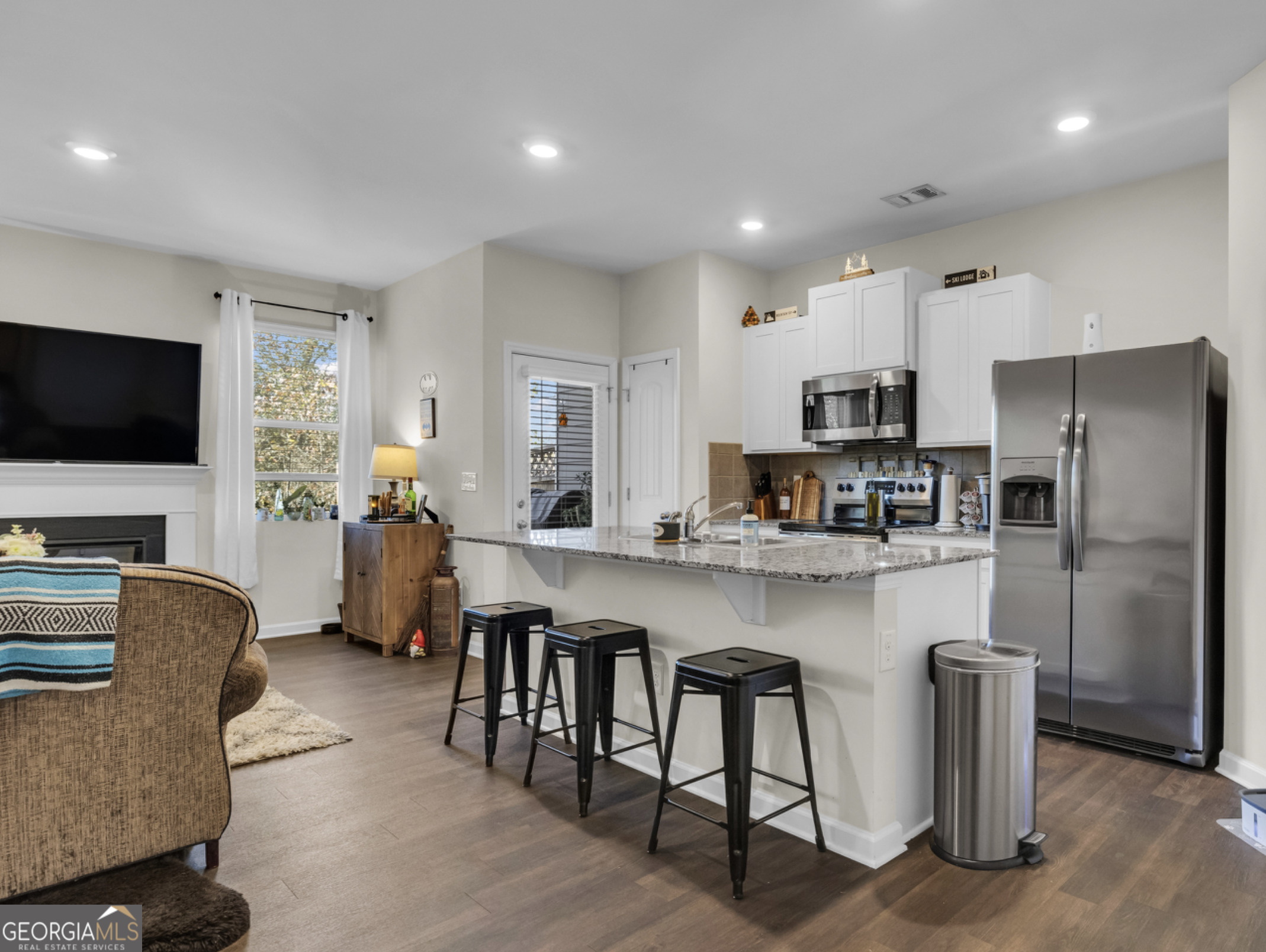 Newnan, Georgia 30263, United States, 3 Bedrooms Bedrooms, ,3 BathroomsBathrooms,Residential,Active,99289