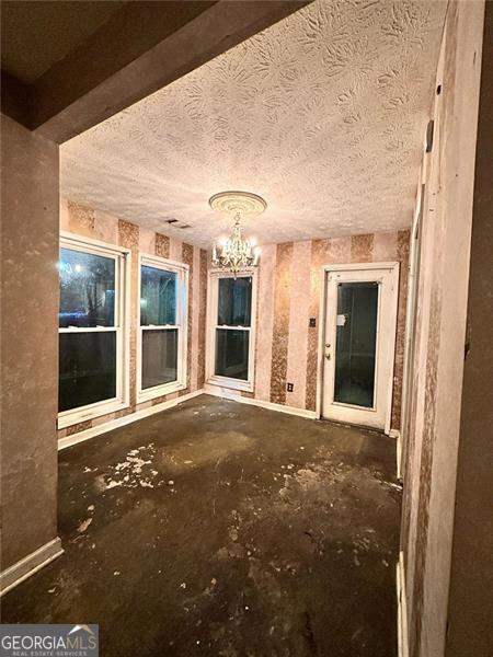 1001 LAKE POINTE CIR