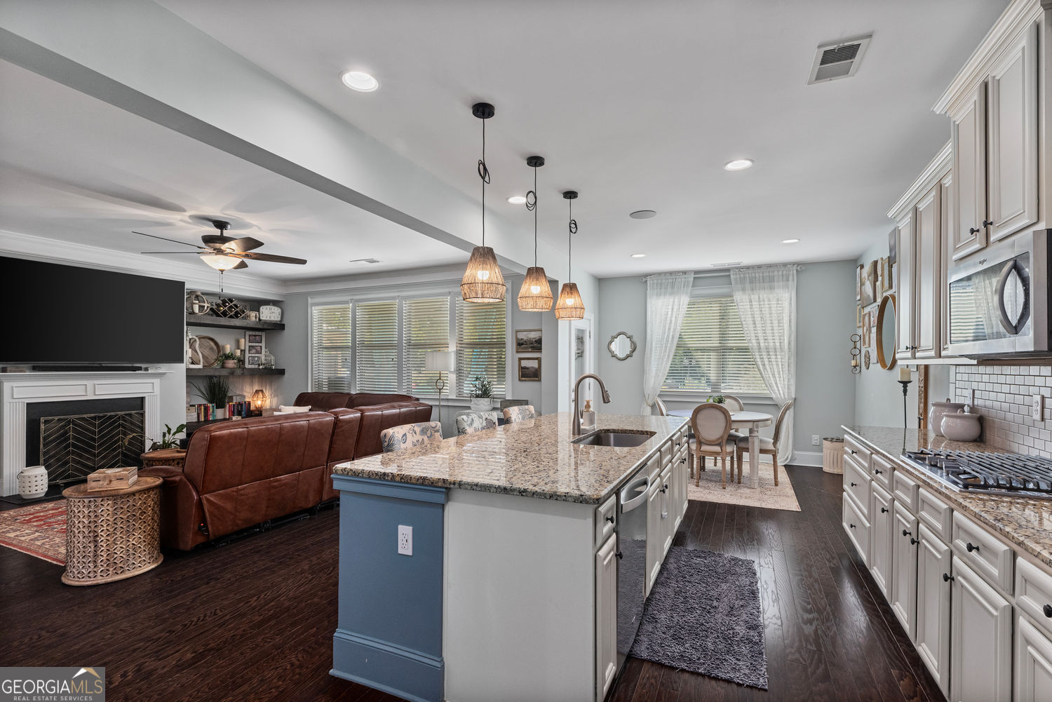 102 Carmichael DR