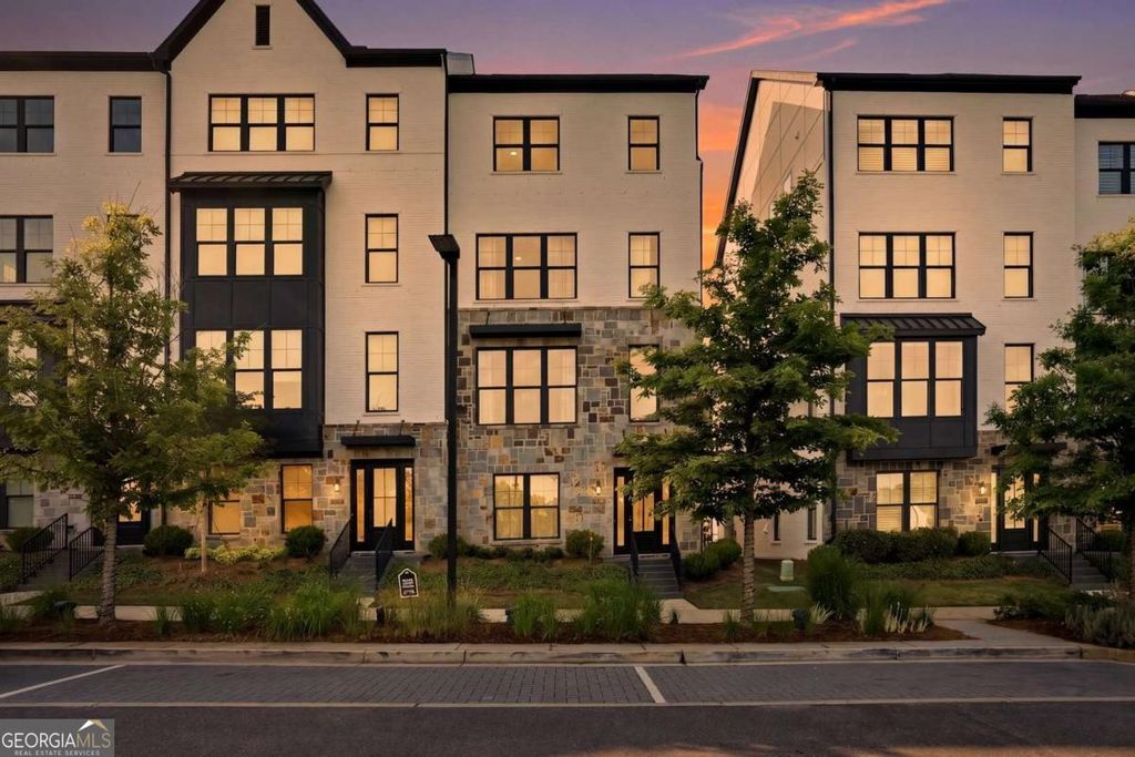 Photo of 2042 Juliette Avenue, Alpharetta, GA 30009 (MLS # 10770927)