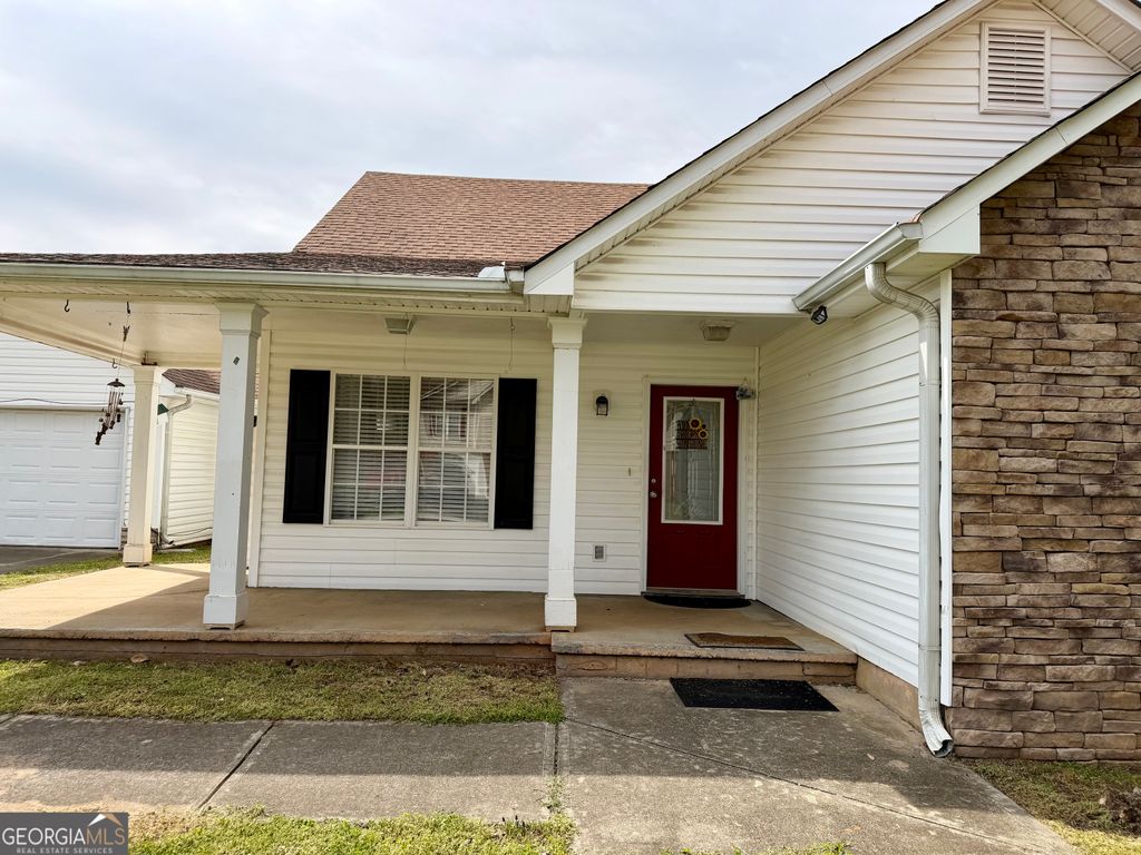 Photo of 12 Greenhouse Drive SE, Cartersville, GA 30120 (MLS # 10715255)