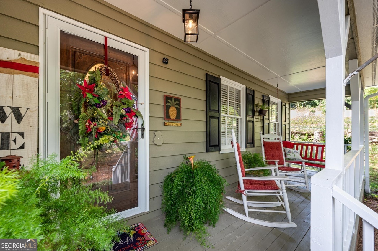 38 Coventry DR SE