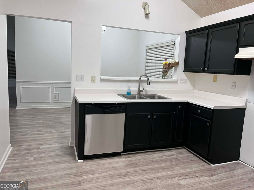 Photo of 2400 Miller Oaks Circle, Decatur, GA 30035 (MLS # 10713034)