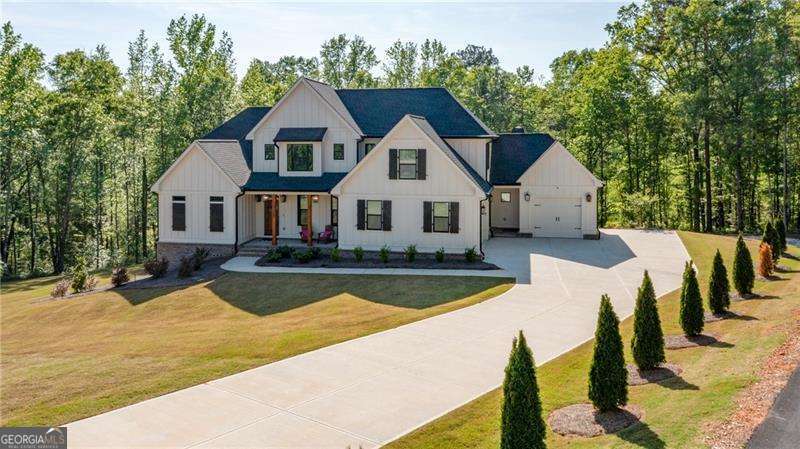 1738 Lullwater LN