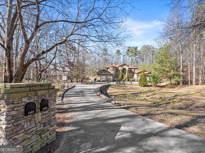 1416 Walcutts WAY NW