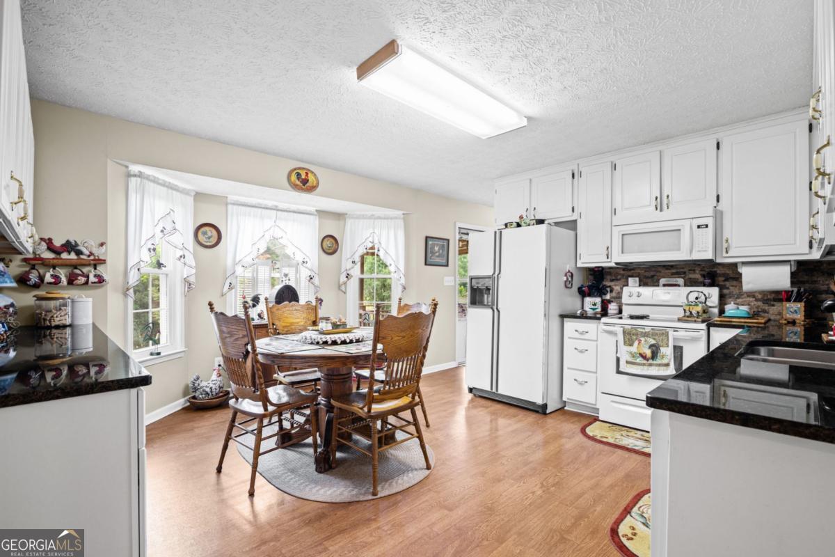 1703 Keys Ferry RD