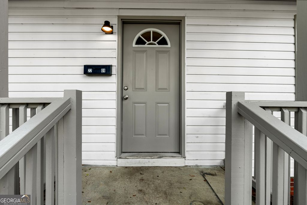 Photo of 2209 New Mexico Street, Savannah, GA 31404 (MLS # 10776246)