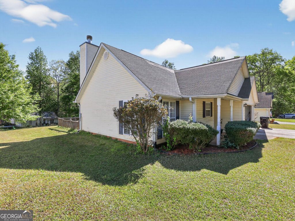 Photo of 335 Colley Street, Grantville, GA 30220 (MLS # 10729054)