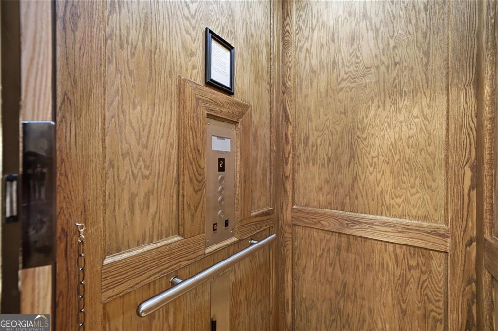 Lake Arrowhead - Residential