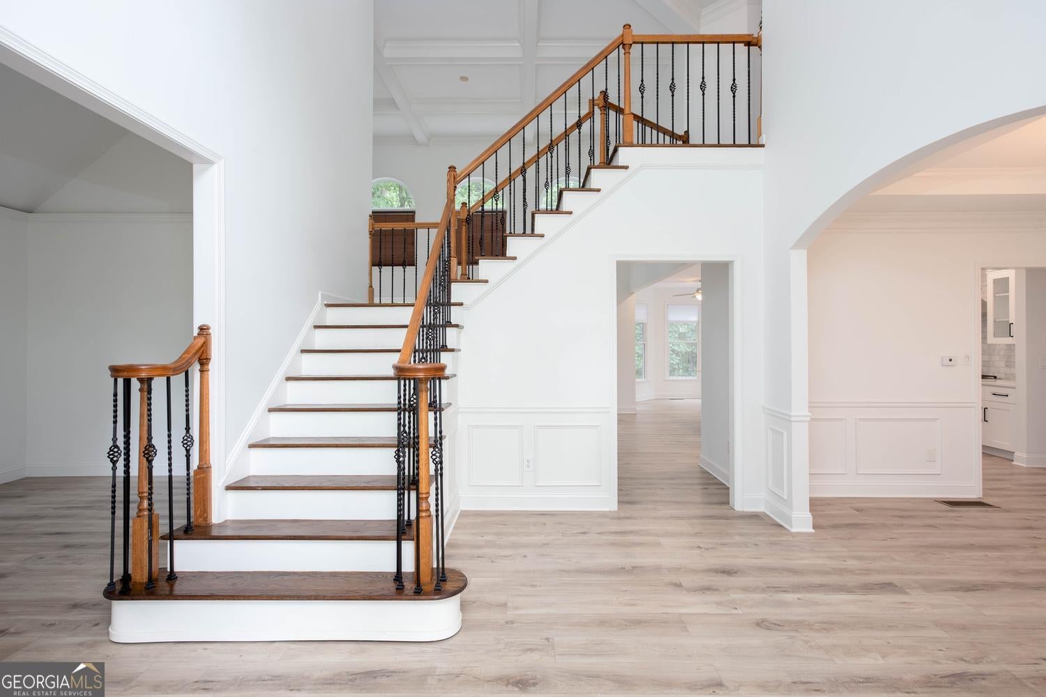 3707 Somerset RDG NW