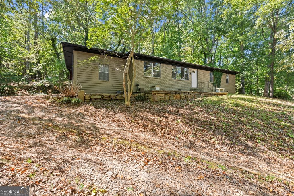 Photo of 9705 Coleman Road, Roswell, GA 30075 (MLS # 10754407)