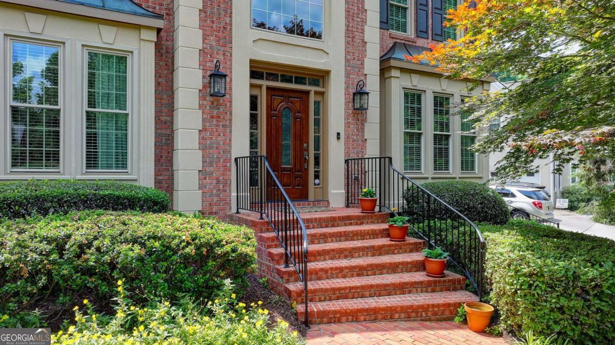 10195 Brier Mill CT