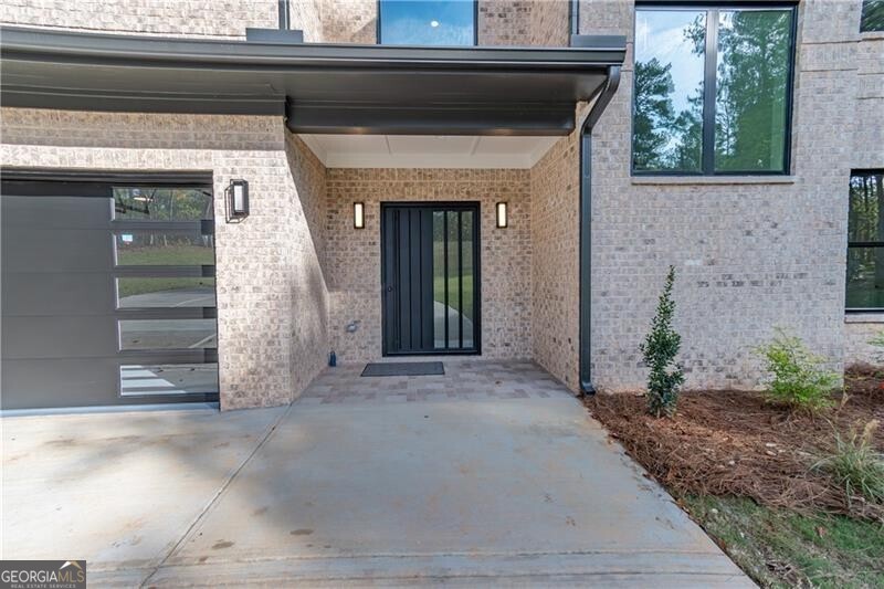 2861 Tree Top RD